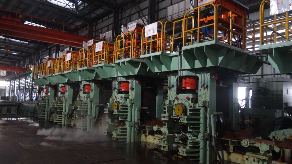 Finishing four-high rolling mill